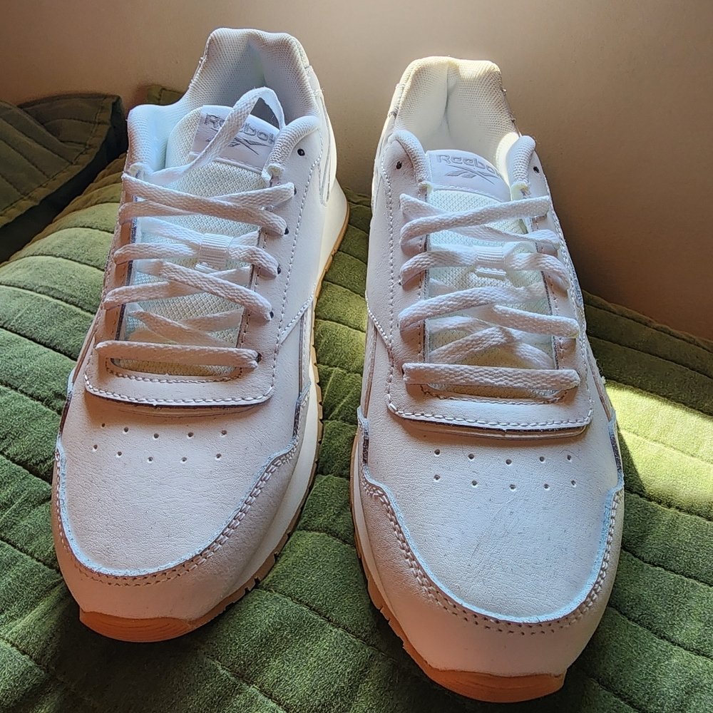 New Womens Reebok Shoes